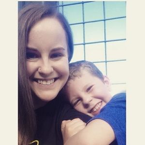 Meet your Posher, Brittney